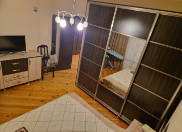 Əhmədlidə 3 otaqlı Təmirli mənzil Lahiyə: - Yeni Tikili