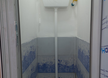 Mərkəzi prospektlərdən birində, avtovağzala yaxın və 24