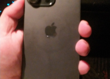 iPhone 15pro Max satılır dubay donmağı Az miqdardadi hər