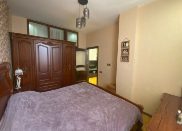 Nəsimi metrosunda 3 otaqlı Tam əşyalı Təmirli mənzil