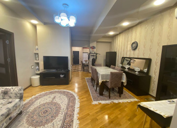 Nəsimi metrosunda 3 otaqlı Tam əşyalı Təmirli mənzil