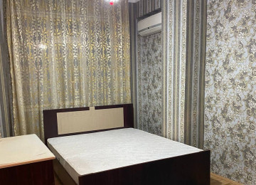 1 otaq 37kv Abşeron Gənclər Şəhərciyində komendant pulu ilə