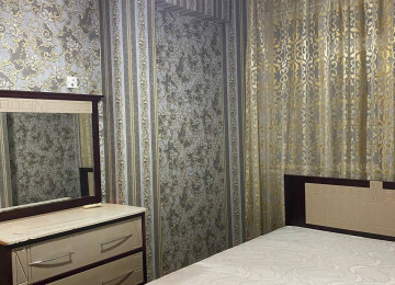 1 otaq 37kv Abşeron Gənclər Şəhərciyində komendant pulu ilə