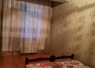 Tecli Xlrdalan H.Eliyev parkln uzbeyuz 2 otaq radnoy 80 kv