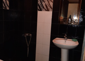 Tecli Xlrdalan H.Eliyev parkln uzbeyuz 2 otaq radnoy 80 kv