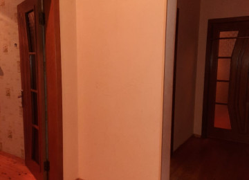 Tecli Xlrdalan H.Eliyev parkln uzbeyuz 2 otaq radnoy 80 kv