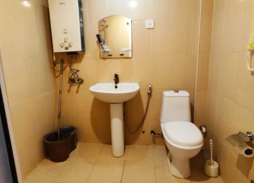 Qara Qarayev metrosu . Tofiq Abbasov küçəsi . Bina 9 . Lüks