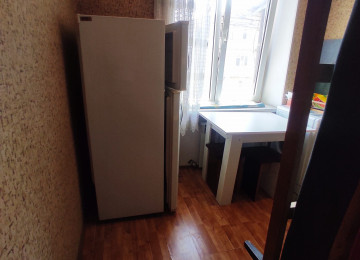 Qara Qarayev metrosu . Tofiq Abbasov küçəsi . Bina 9 . Lüks