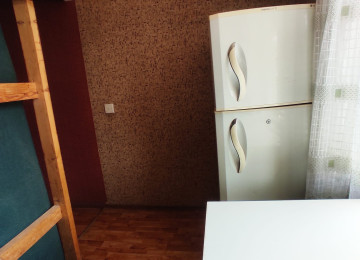 Qara Qarayev metrosu . Tofiq Abbasov küçəsi . Bina 9 . Lüks