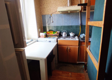 Qara Qarayev metrosu . Tofiq Abbasov küçəsi . Bina 9 . Lüks