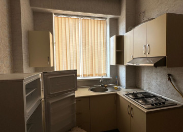 Xlrdalan kirsdal Abseron 2 de 1 otaq menzil kiraye verlir