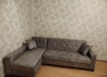 Xırdalanda Kristal 1 də 2 otaqlı təmirli mənzil kirayə