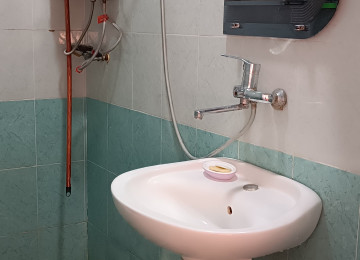 Xlrdalan 3 nomreli mektebin yanl 2 otaq heyet evi evde