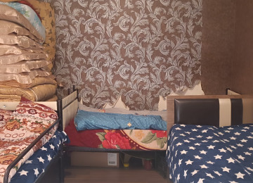 Xlrdalan 3 nomreli mektebin yanl 2 otaq heyet evi evde