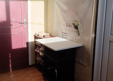 Xlrdalan 3 nomreli mektebin yanl 2 otaq heyet evi evde