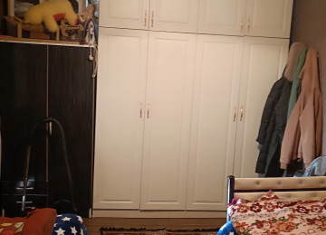 Xlrdalan 3 nomreli mektebin yanl 2 otaq heyet evi evde