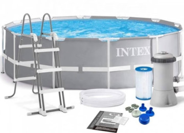 Hovuz yenidir, qutusu açılmayıb. Şüvəlanda yerləşir