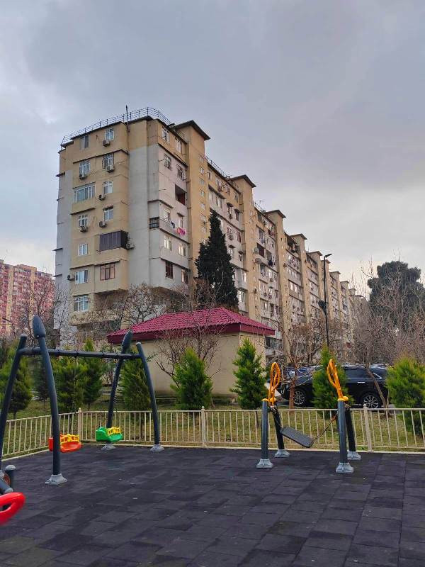 Əhmədlide 2 otaq menzil Xətai rayonu Əhmədli metrosuna 7-8