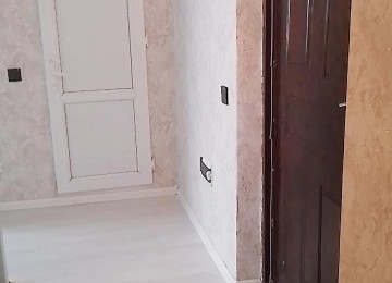 Xlrdalan Eriyyat Ticaret Merkezi uzbeyuz 35kv 2 otaq menzil