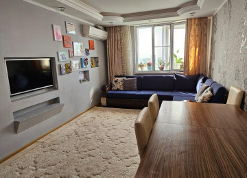 Bakıxanovda 3 otaqlı Təmirli, Əşyalı mənzil Lahiyə: - Yeni