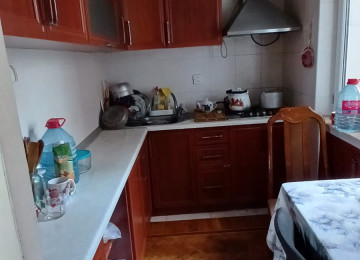 Yasamal rayonu Zahid Xəlilov kücəsi Elmlər metrosunun yanı