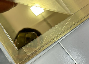 Orqsteklo satışı. Ölçüləri 1.22 x 1.83m Qalınlıqları: 2mm -