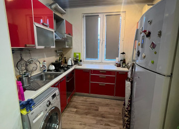 Super təklif..Elmlər metrosuna 5 dəqiqəlik məsafədə.Yasamal