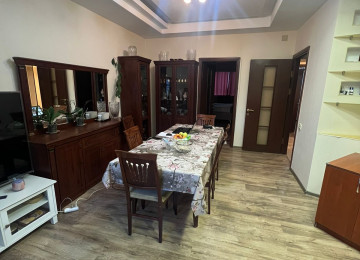 Super təklif..Elmlər metrosuna 5 dəqiqəlik məsafədə.Yasamal