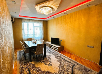 Bakıxanovda Tam təmirli əşyalı 2 otaqlı mənzil Lahiyə: -