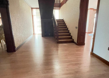 Duplex 5 otaqlí menzil kirayə verilir.350 kv.m 22 ve 23-cü