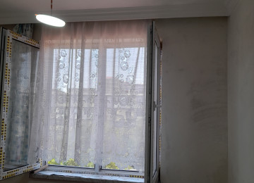 Kiraye verilir Xirdalanin merkezinde bina evi.Ancaq tek