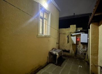 Xlrdalada 2 otaq heyet evi 5 nomreli mektebin yanl ev