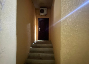 Xlrdalada 2 otaq heyet evi 5 nomreli mektebin yanl ev