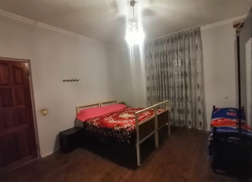 14 sotda Ev satílír Sarayda Zal, 2 Yataq otaĝí,metbex,