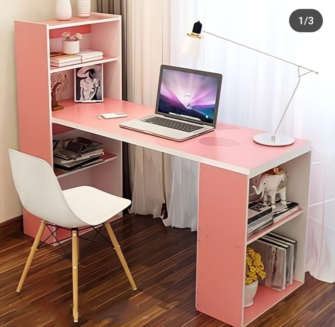 Kompüter masasi Sifarişlə hazırlanır Rəng seçimi var Ölçü