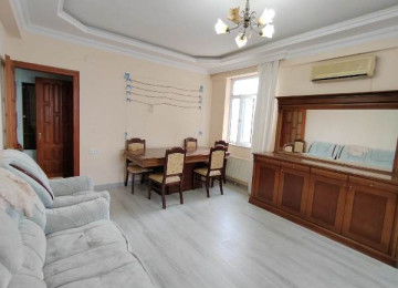 Xətai rayonu Əhmədli metrosu və Xaqlar metrosuna 8-9