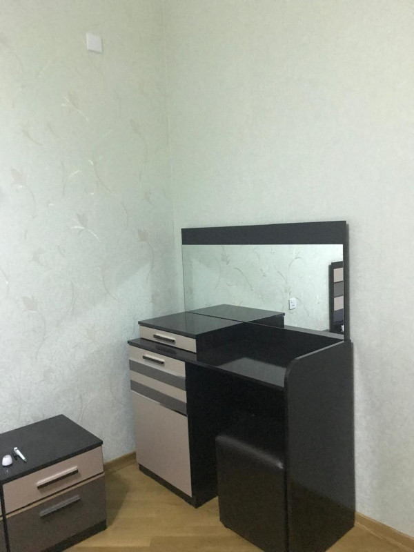 12\6 3 otaq metbuat pr 87 kv 850 azn Yasamal rayonu Mətbuat prospekti Həyat klinkasi İcra