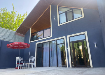 ev seki seherinde marxal yoluna geden istiqametdedi yolu