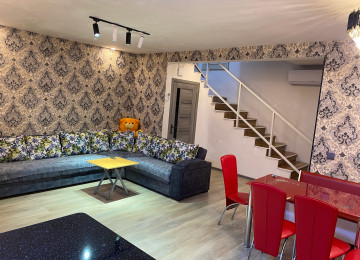 ev seki seherinde marxal yoluna geden istiqametdedi yolu