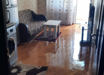 Xlrdalan ICRA Hakimyetinin yanl 2 otaq Menzil kiraye Ayleye