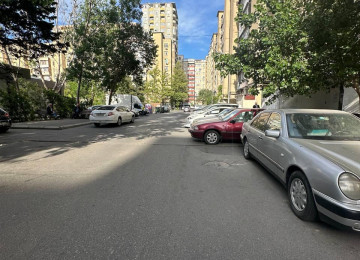Əhmədlidə 2 otaq təmirli mənzil satılır Xətai r-nu Xalqlar və Əhmədli mst yaxılığında Seyid Əzim