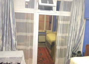 Bina evi. beşin biri. iki otaqlı. Sahə 51kv Artırma 26 kv