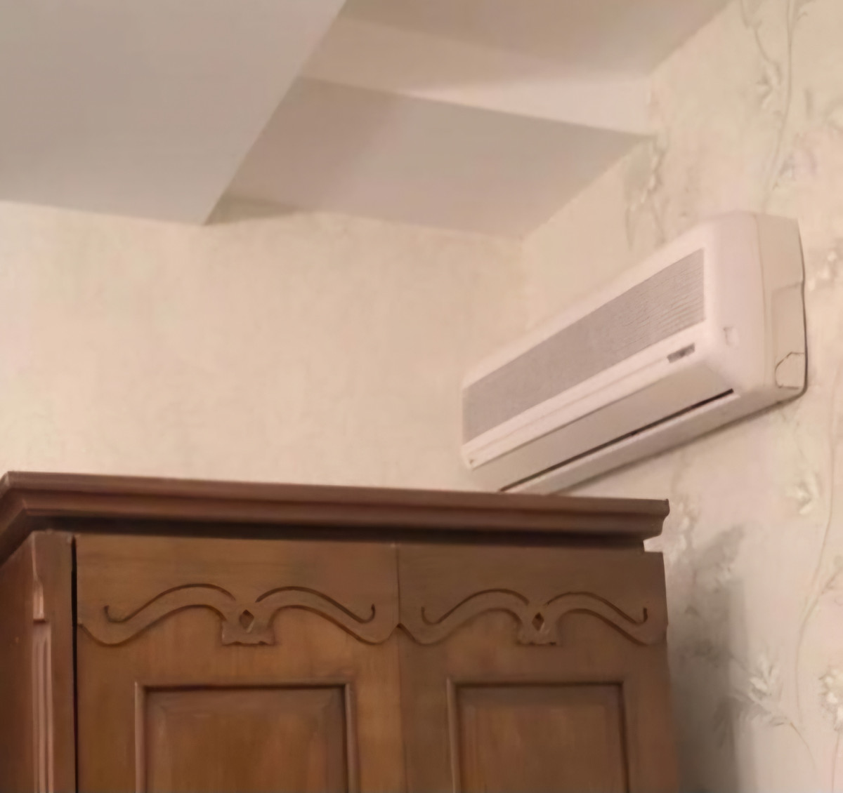 LG kondisioner LG kondisioner 45 kv tam işləkdir az işlənib problemi də