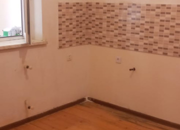 Xlrdalan 8 sayll orta mektebin yanl 3 otaq heyet evi radnoy