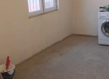 Xlrdalan 8 sayll orta mektebin yanl 3 otaq heyet evi radnoy