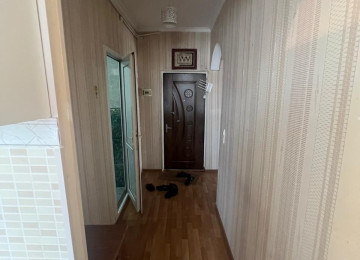 - Yeni Yasamal , Ə.Əhmədov 24 b küçəsi Bizim və bravo