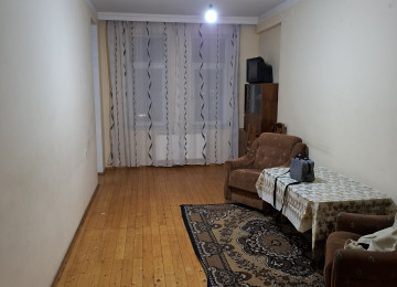 Xlrdalan misir parkln yanl 2 otaq kiraye verlir 54kv 350