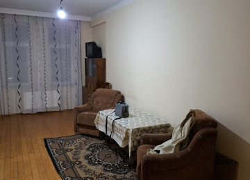 Xlrdalan misir parkln yanl 2 otaq kiraye verlir 54kv 350