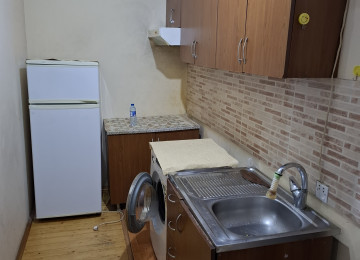 Xlrdalan misir parkln yanl 2 otaq kiraye verlir 54kv 350