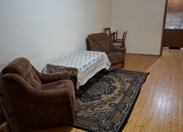 Xlrdalan misir parkln yanl 2 otaq kiraye verlir 54kv 350